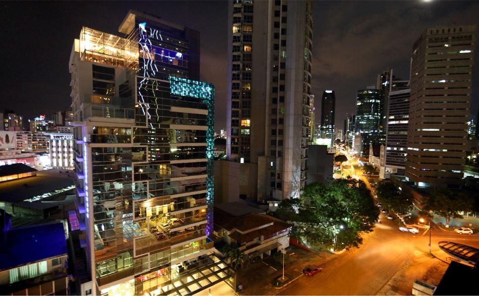 Exe Oriental Panama Hotell Exteriör bild